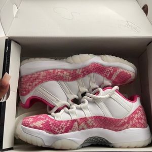 wmns air jordan 11 retro low